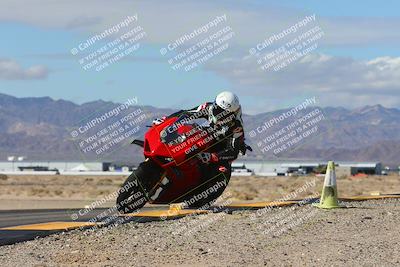 media/Feb-04-2024-SoCal Trackdays (Sun) [[91d6515b1d]]/7-Turn 9 Inside (1140am)/